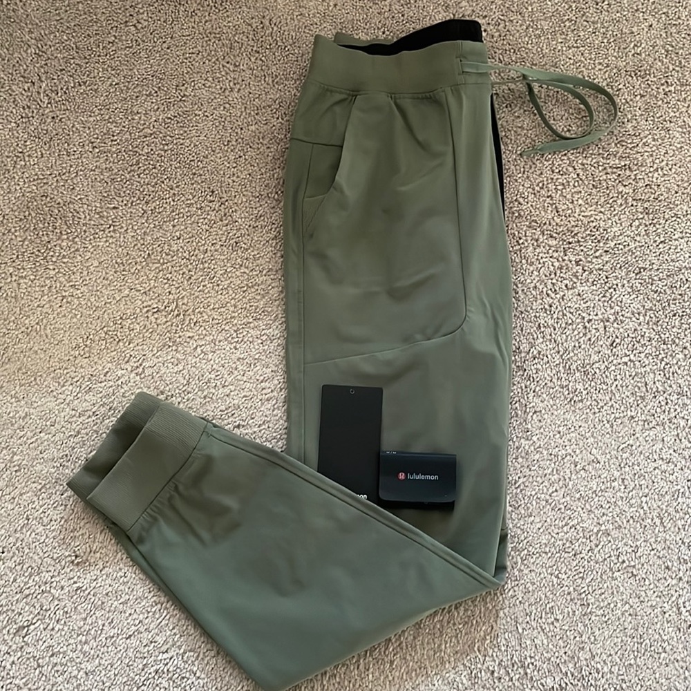 Lululemon ABC pants